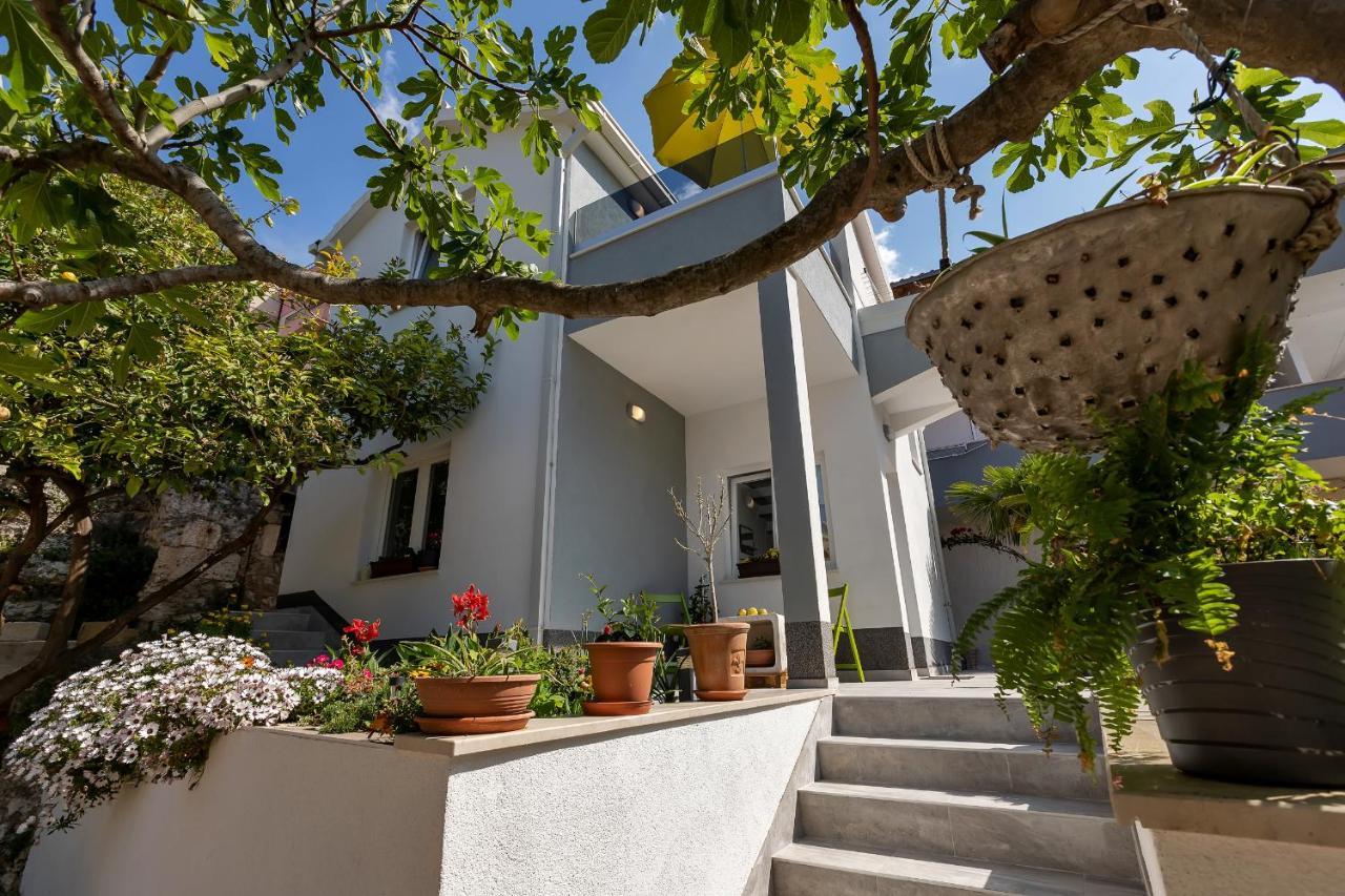 Апартаменты Kuca Za Odmor Lemon Tree Макарска Экстерьер фото