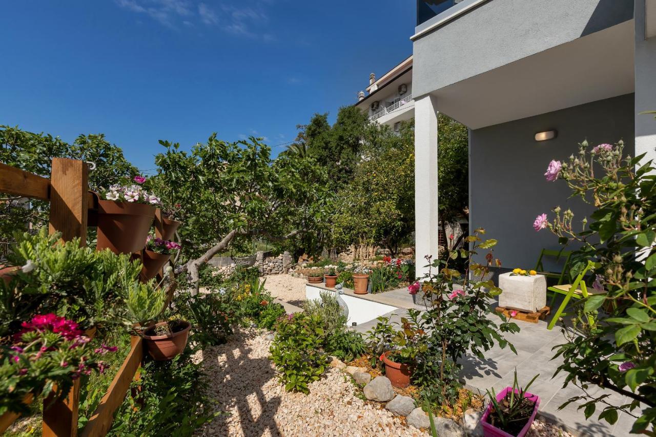 Апартаменты Kuca Za Odmor Lemon Tree Макарска Экстерьер фото