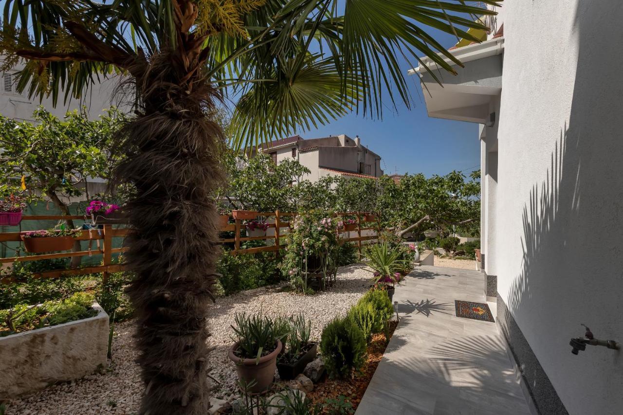 Апартаменты Kuca Za Odmor Lemon Tree Макарска Экстерьер фото