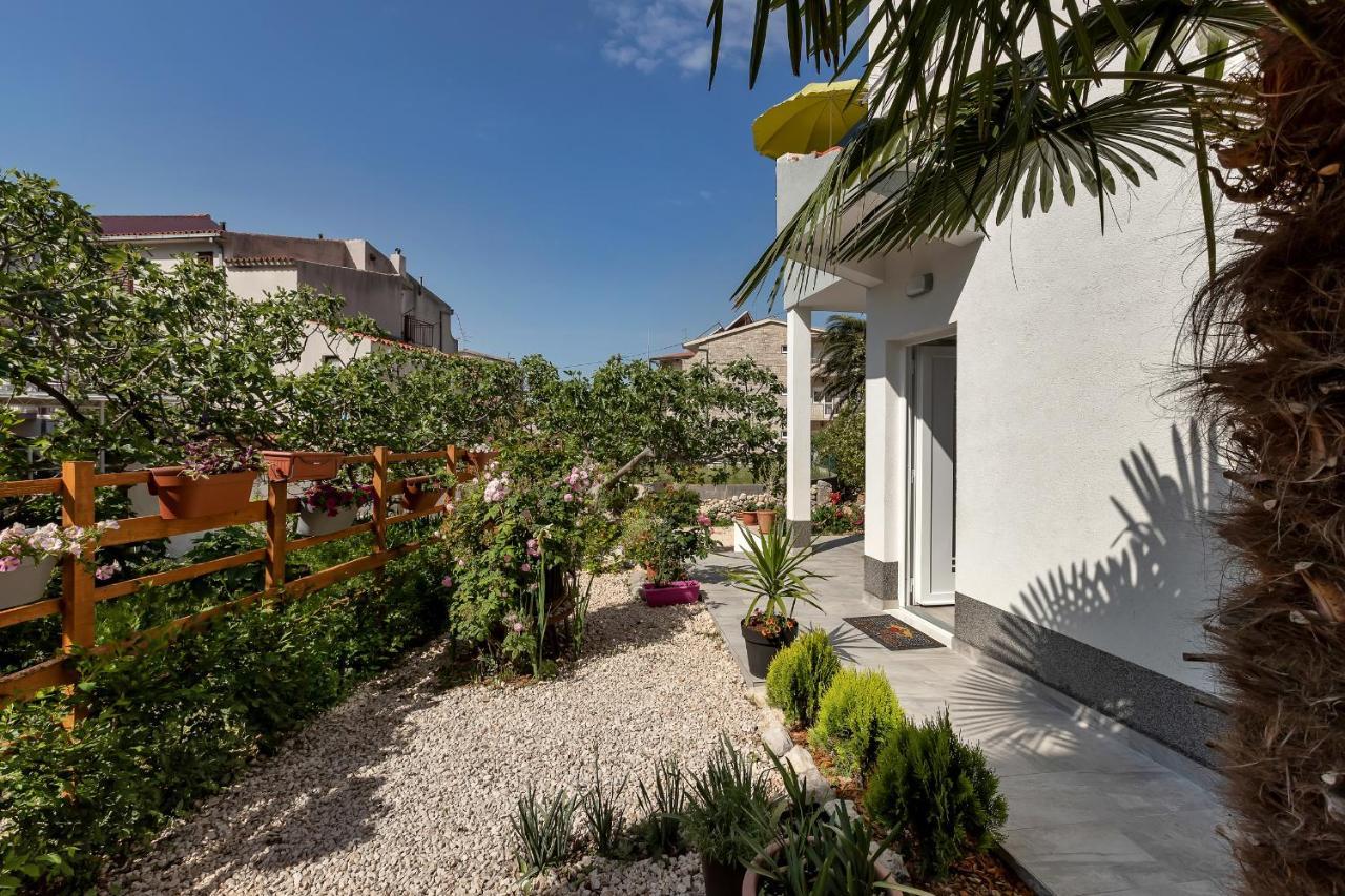 Апартаменты Kuca Za Odmor Lemon Tree Макарска Экстерьер фото