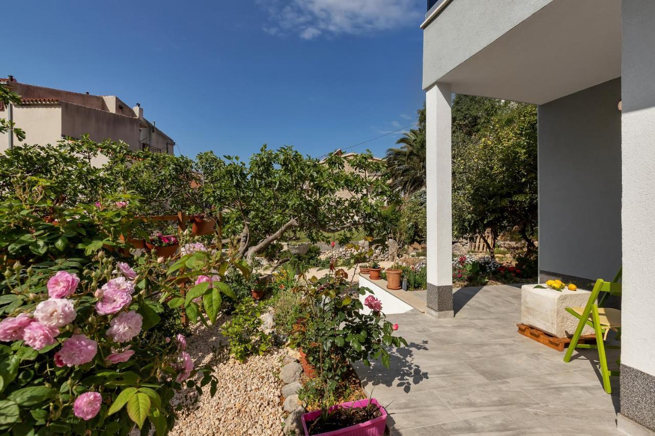 Апартаменты Kuca Za Odmor Lemon Tree Макарска Экстерьер фото