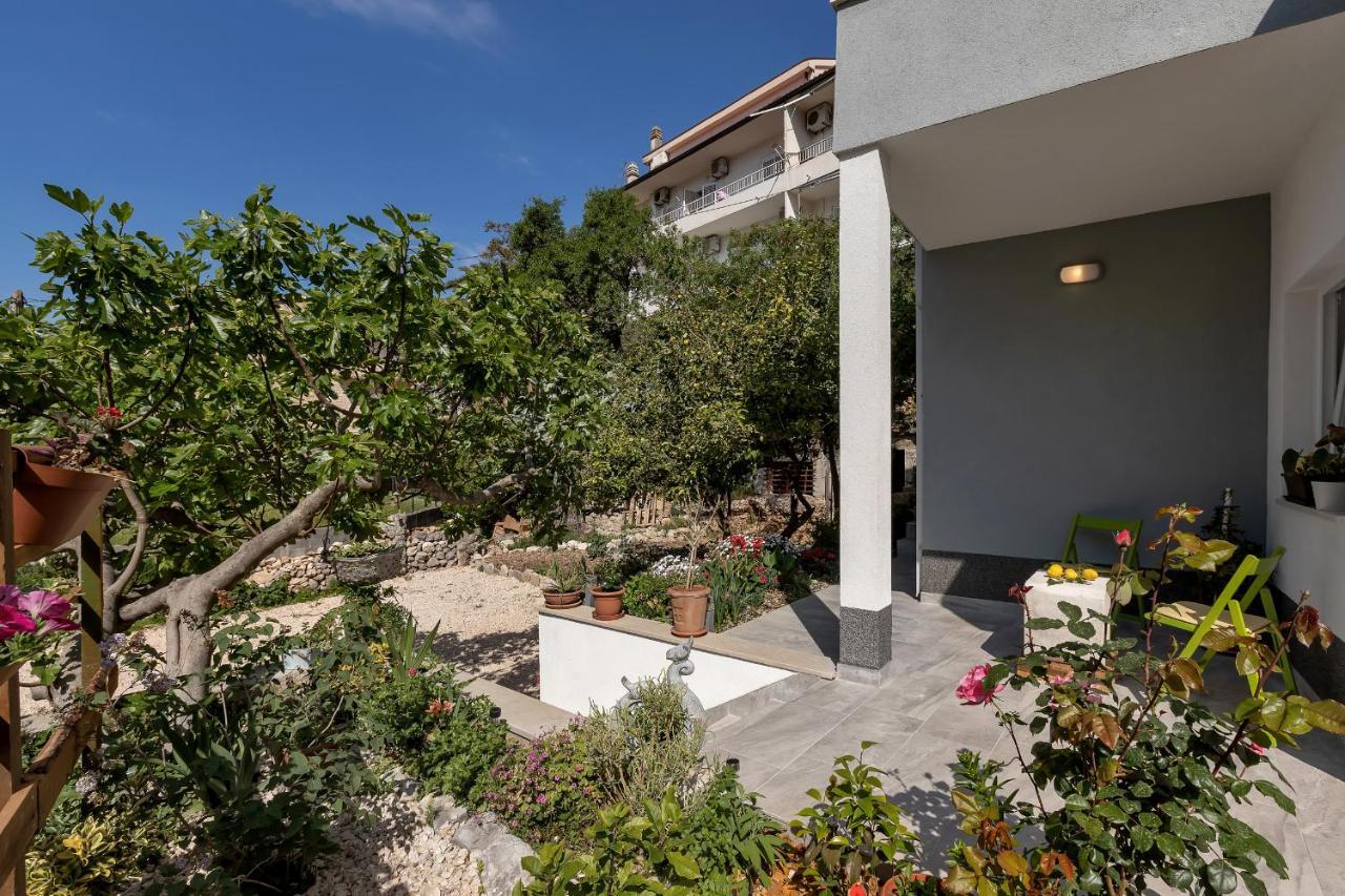 Апартаменты Kuca Za Odmor Lemon Tree Макарска Экстерьер фото